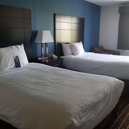 Baymont Inn & Suites Richmond Экстерьер фото