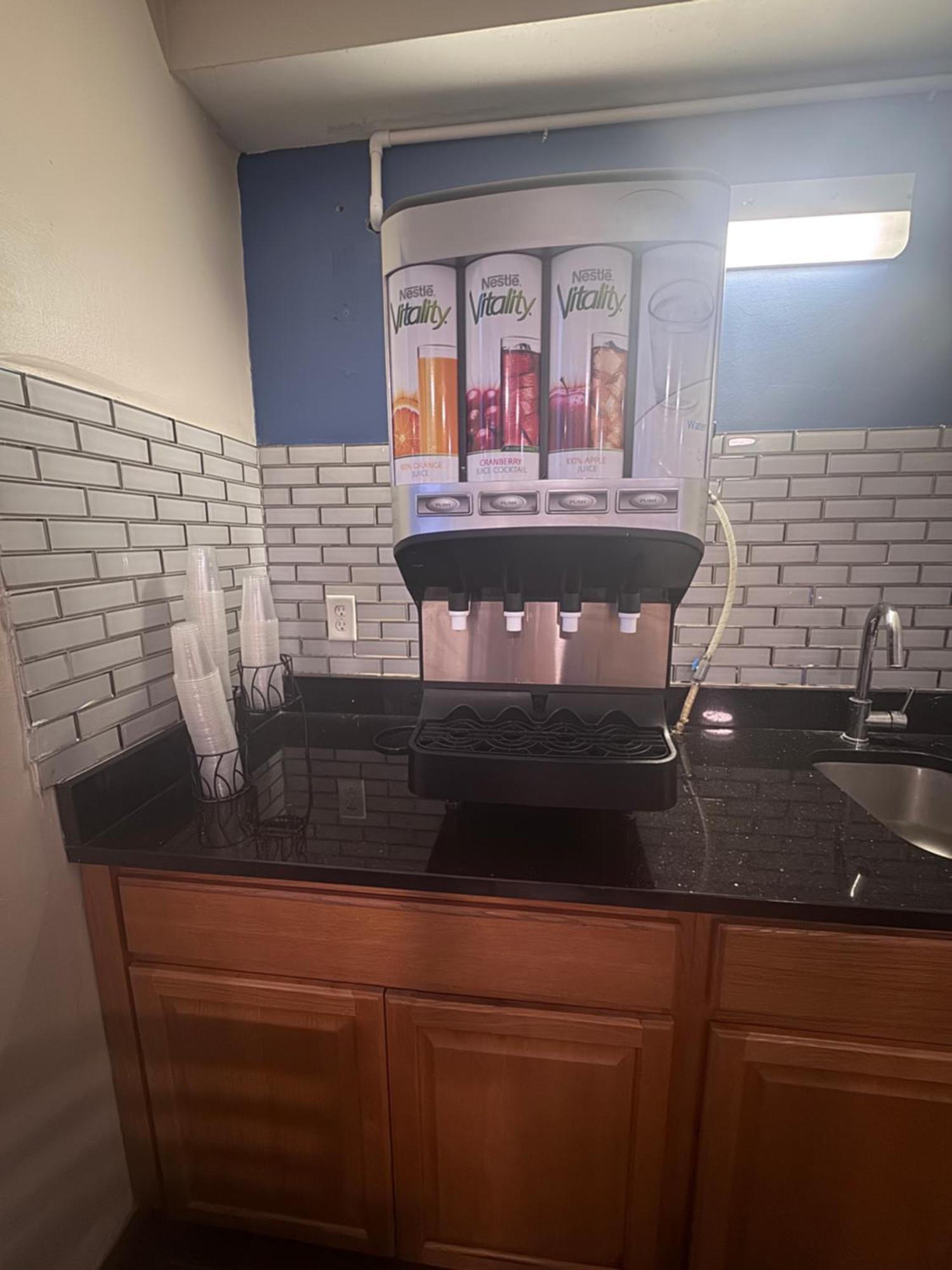 Baymont Inn & Suites Richmond Экстерьер фото