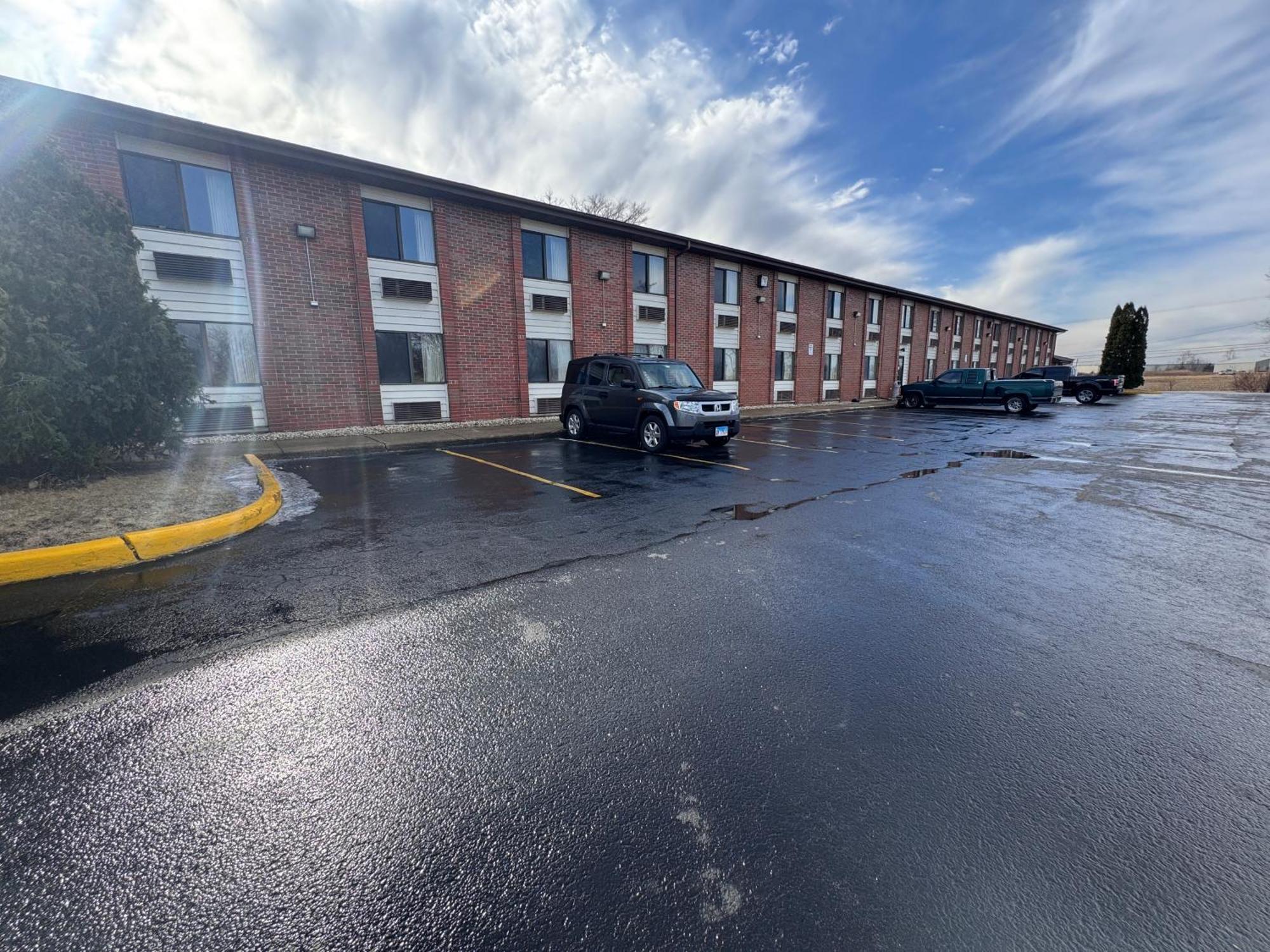 Baymont Inn & Suites Richmond Экстерьер фото