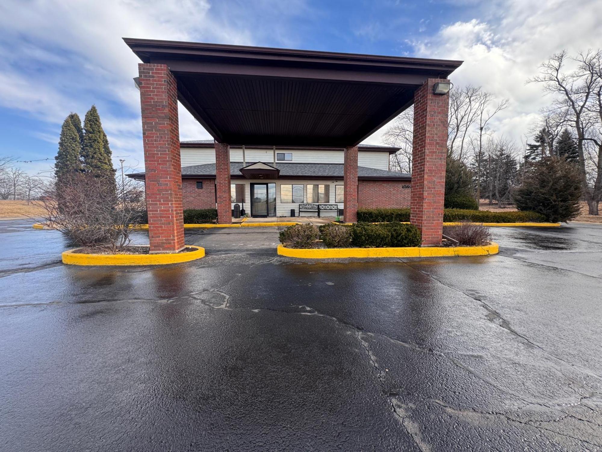 Baymont Inn & Suites Richmond Экстерьер фото