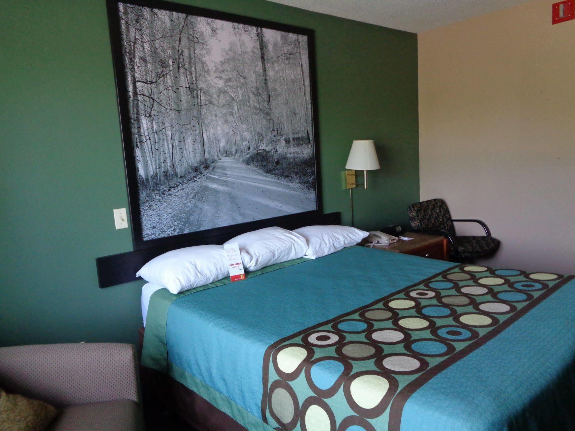 Baymont Inn & Suites Richmond Экстерьер фото